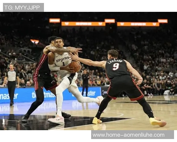 1月11日马刺对阵雷霆精彩视频直播全程回顾与赛后分析