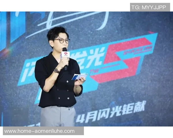 朱旭航的成长之路:从青涩少年到职场精英的奋斗历程 朱旭航的成长之路:从青涩少年到职场精英的奋斗历程